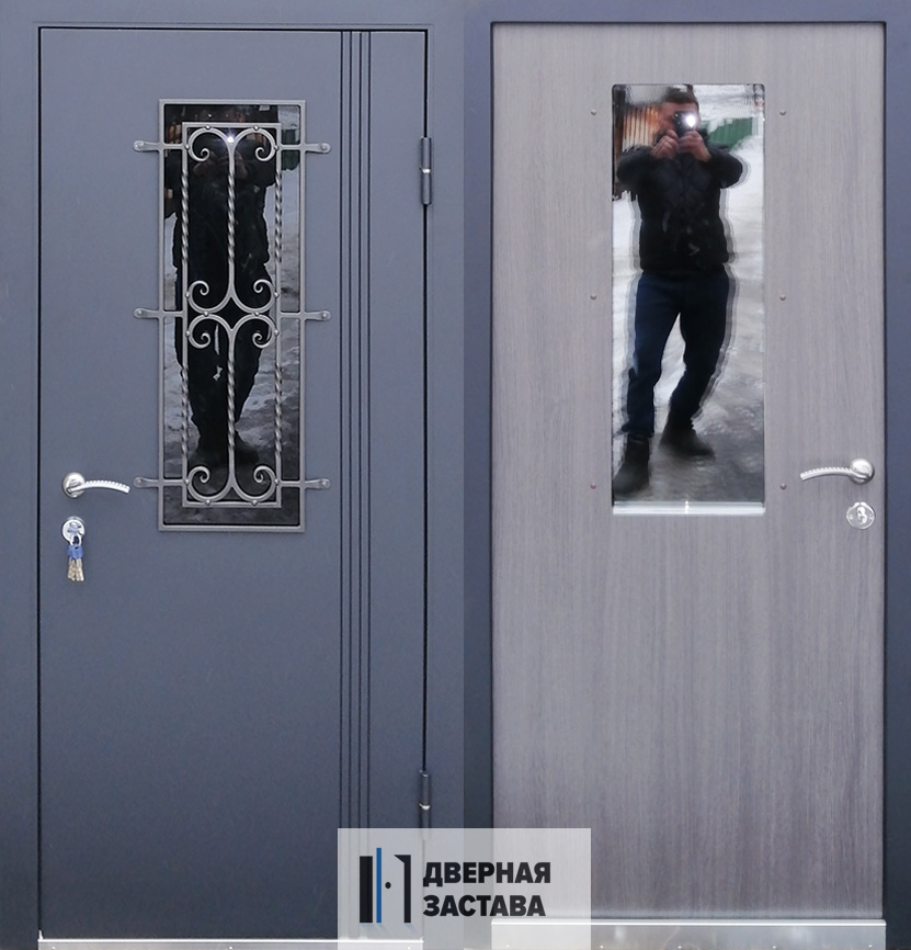 Входная металлическая дверь для дома с коваными элементами белорусского производства